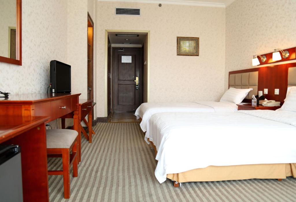 Двухместный (Стандартный двухместный номер с 2 отдельными кроватями) отеля Jingbin Hotel, Пекин