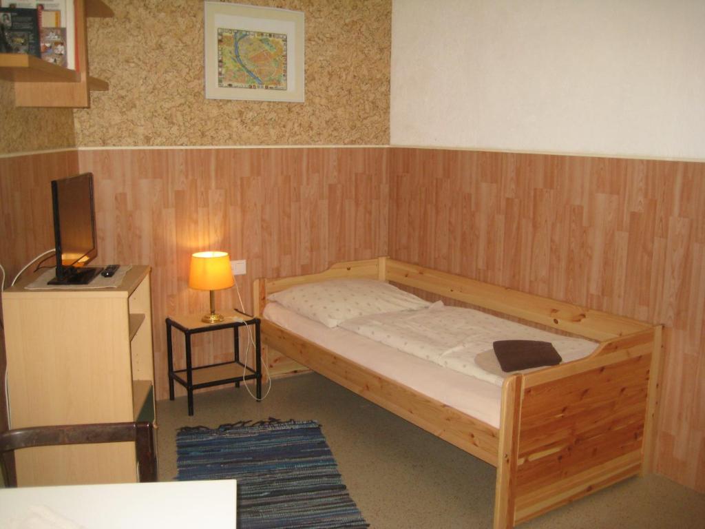 Одноместный (Одноместный номер с общей ванной комнатой), HappyHostel