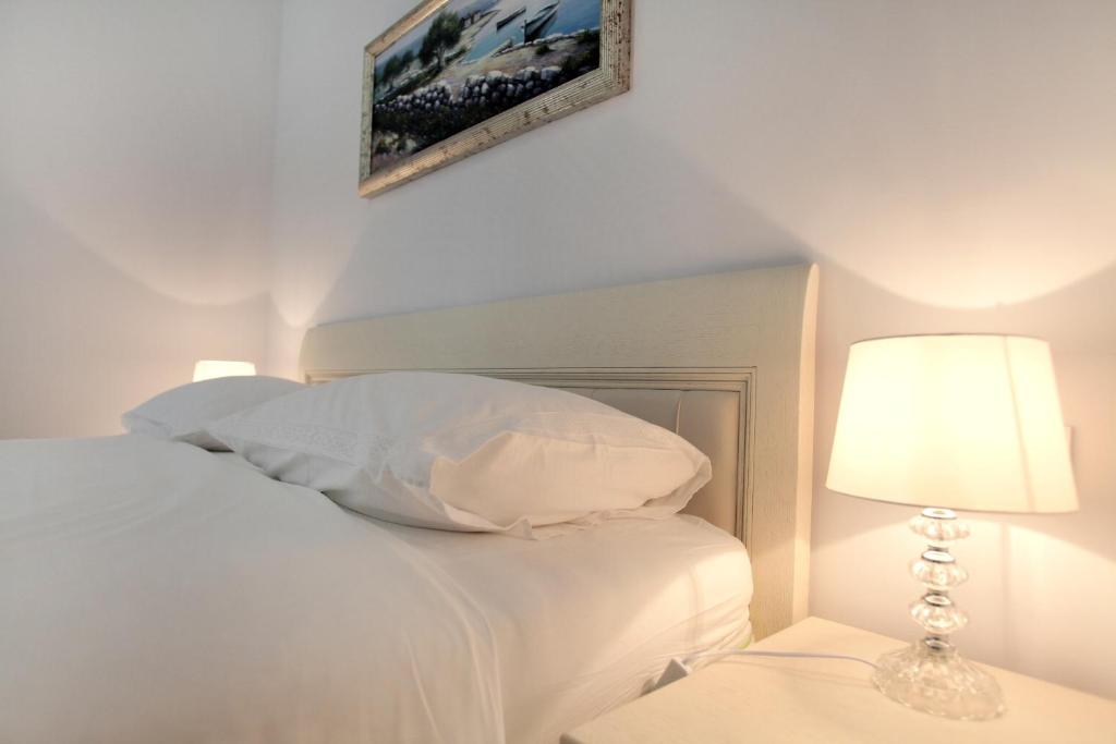 Двухместный (Двухместный номер с 1 кроватью и балконом) отеля Aparthotel Bellevue Trogir, Трогир
