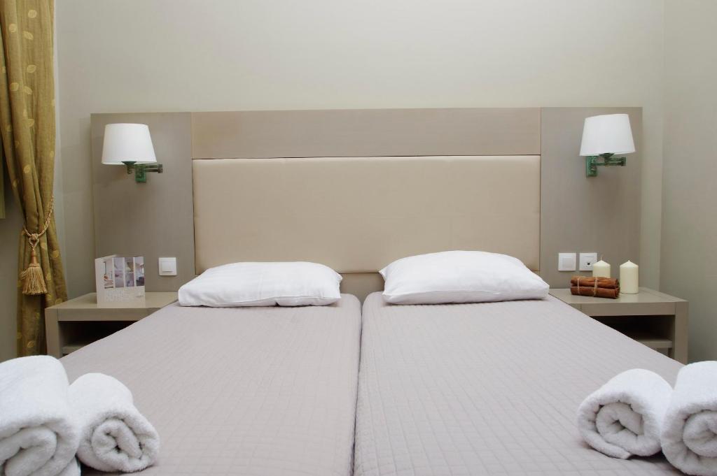 Двухместный (Двухместный номер с 1 кроватью или 2 отдельными кроватями) отеля Diogenis Hotel, Эрмоуполис
