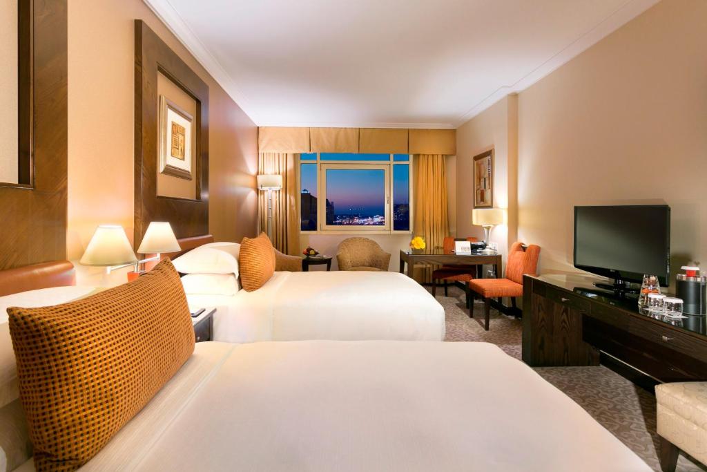 Двухместный (Двухместный номер Делюкс с 2 отдельными кроватями) отеля Roda Al Murooj Hotel, Дубай