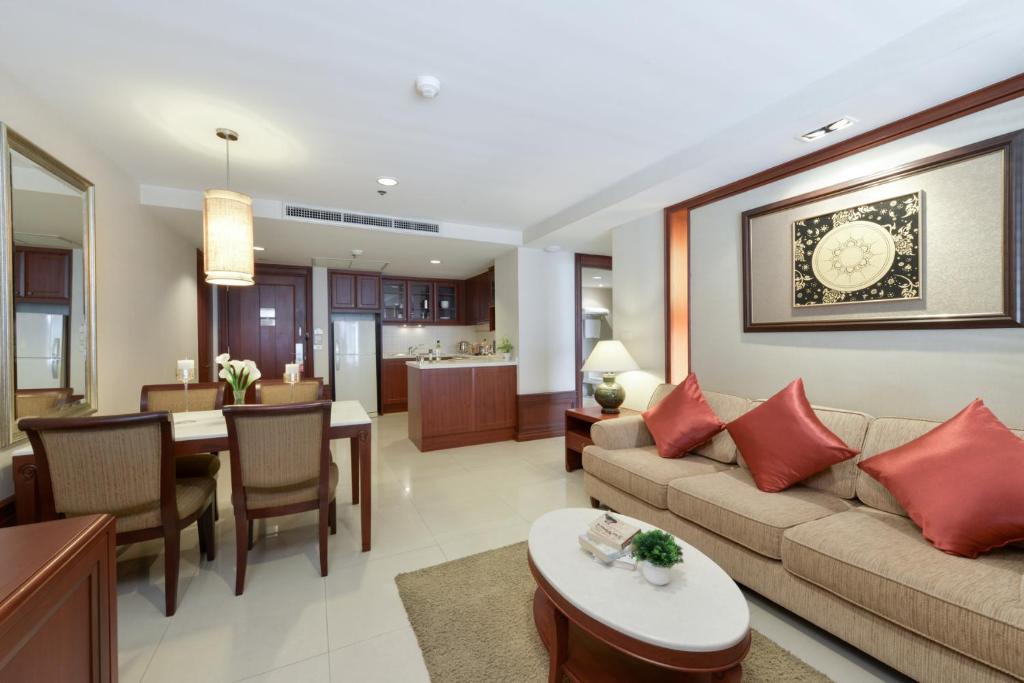 Четырехместный (One Bedroom Executive Suite (4 pax)), Отель Centre Point Sukhumvit Thong-Lo