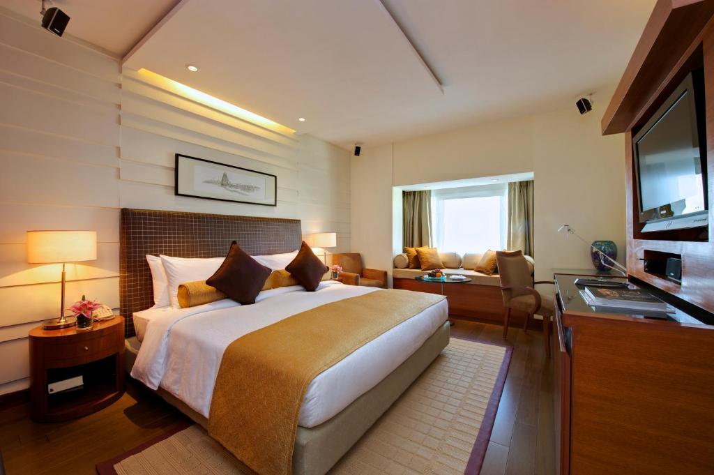 Двухместный (Роскошный номер с 2 односпальными кроватями) отеля Taj Coromandel, Ченнаи