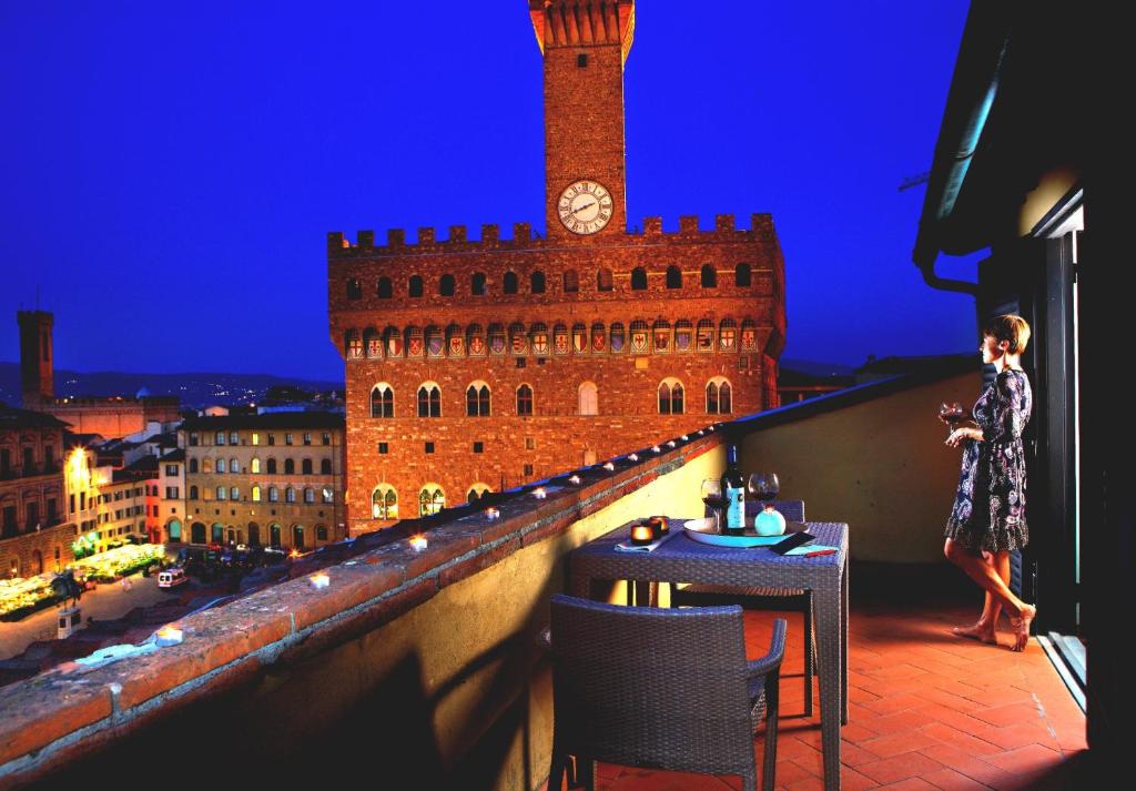 Апартаменты (Апартаменты в пентхаусе с живописным видом) апарт-отеля Relais Piazza Signoria, Флоренция