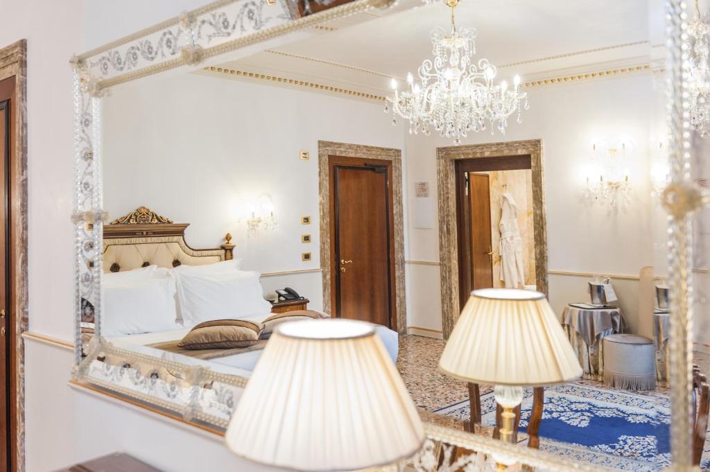 Сьюит (Полулюкс), Hotel Ai Cavalieri di Venezia