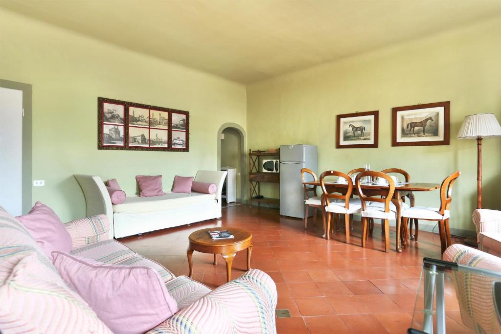 Апартаменты (Апартаменты с 1 спальней) гостевого дома Residenza D'Epoca Via Santo Spirito 6, Флоренция