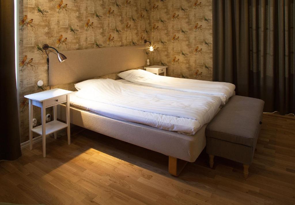 Двухместный (Улучшенный двухместный номер с 1 кроватью или 2 отдельными кроватями) отеля Nya Södra Hotellet, Норчёпинг