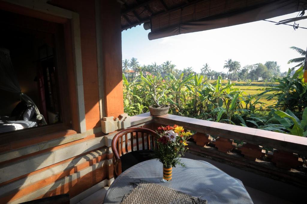 Двухместный (Двухместный номер с 1 кроватью и террасой), Nirwa Ubud Homestay