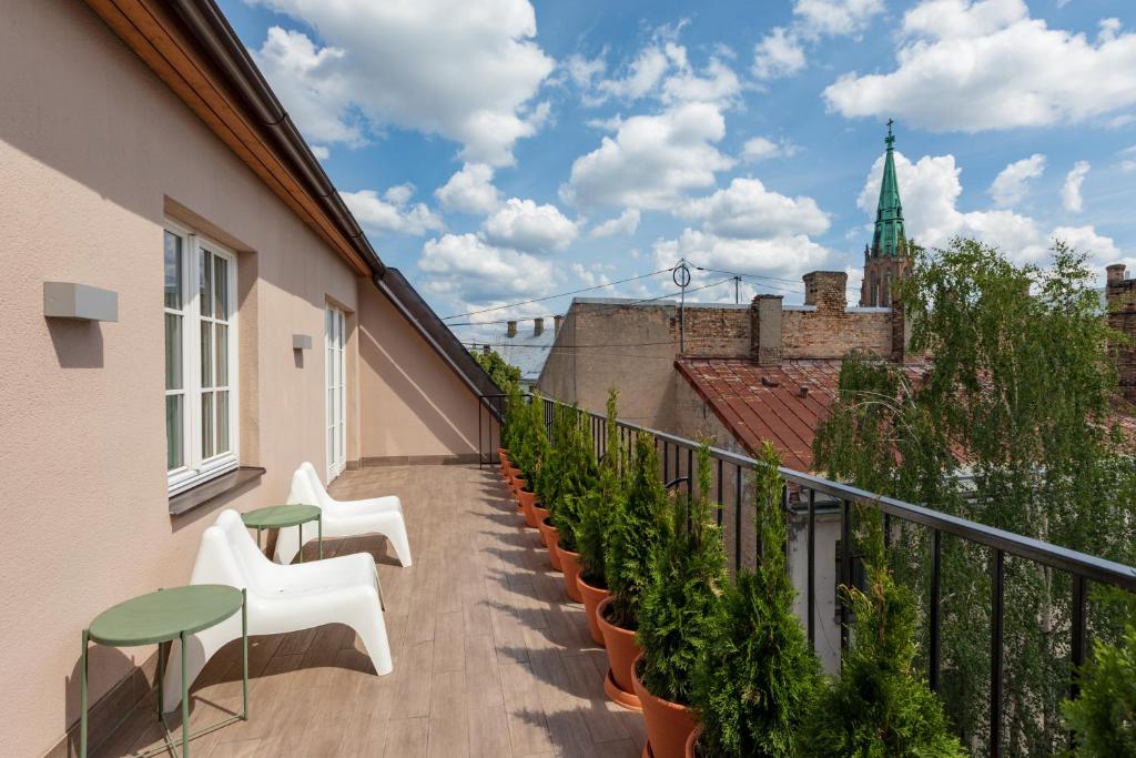 Апартаменты (Апартаменты «Арт-Пентхаус» с 1 спальней и террасой), Riga Lux Apartments - Skolas