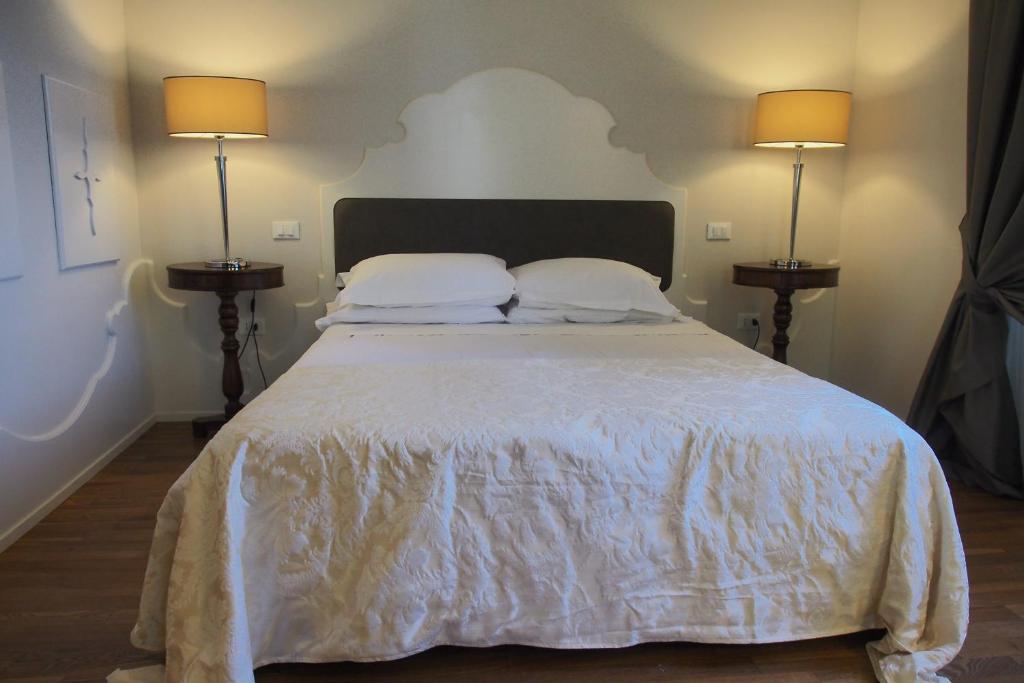 Двухместный (Двухместный номер с 1 кроватью или 2 отдельными кроватями) гостевого дома I Parigi Corbinelli - Residenza d'Epoca, Флоренция