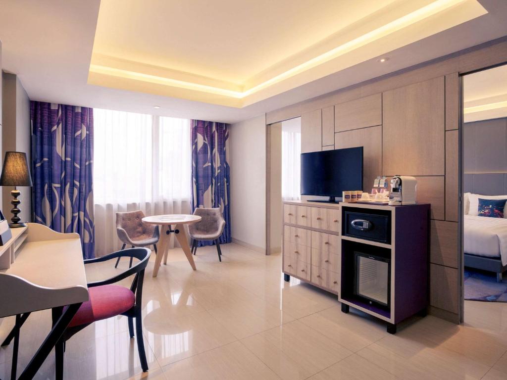 Сьюит (Суперлюкс с 1 двуспальной кроватью), Mercure Jakarta Sabang