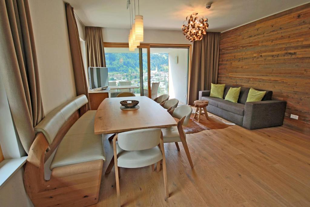 Апартаменты (Typ 2B East - Апартаменты с 2 спальнями для 7 человек) отеля Sun Lodge Schladming, Шладминг