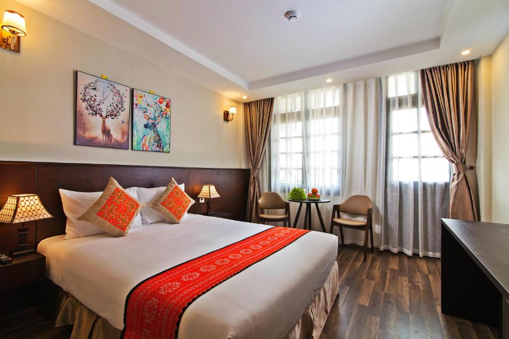 Двухместный (Улучшенный двухместный номер с 1 кроватью) отеля Hoang Ha Sapa Hotel, Сапа