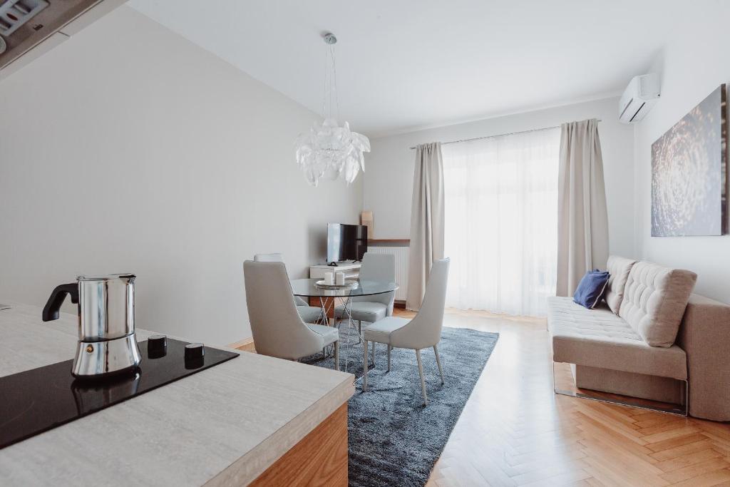 Апартаменты (Семейные апартаменты с 1 спальней (для 4 гостей)), 4Seasons﻿ Apartments Cracow