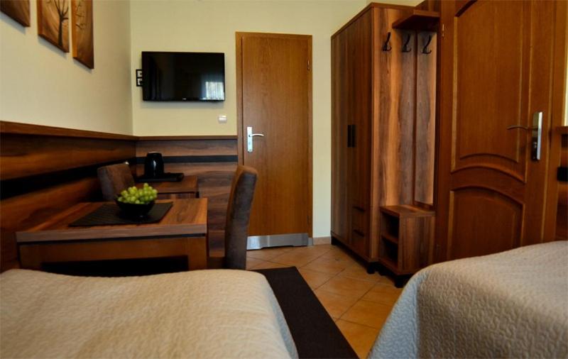 Двухместный (Небольшой двухместный номер с 2 отдельными кроватями) семейного отеля Willa Horyzont, Хель