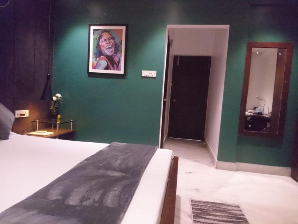 Двухместный (Двухместный номер «Премиум» с 1 кроватью) отеля Tatvam Residency, Калькутта