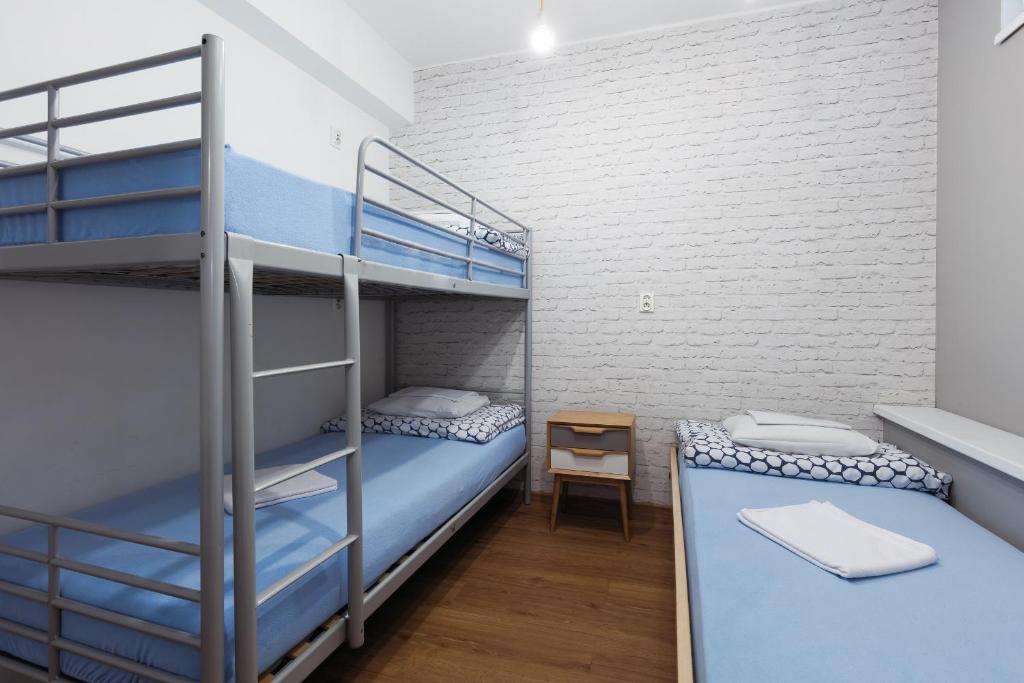 Трехместный (Трехместный номер с общей ванной комнатой), Tatamka Hostel