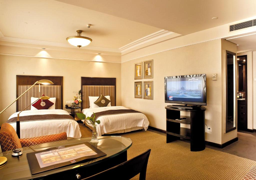 Двухместный (Двухместный номер бизнес-класса с 2 отдельными кроватями) отеля Howard Johnson Ginwa Plaza Hotel, Сиань