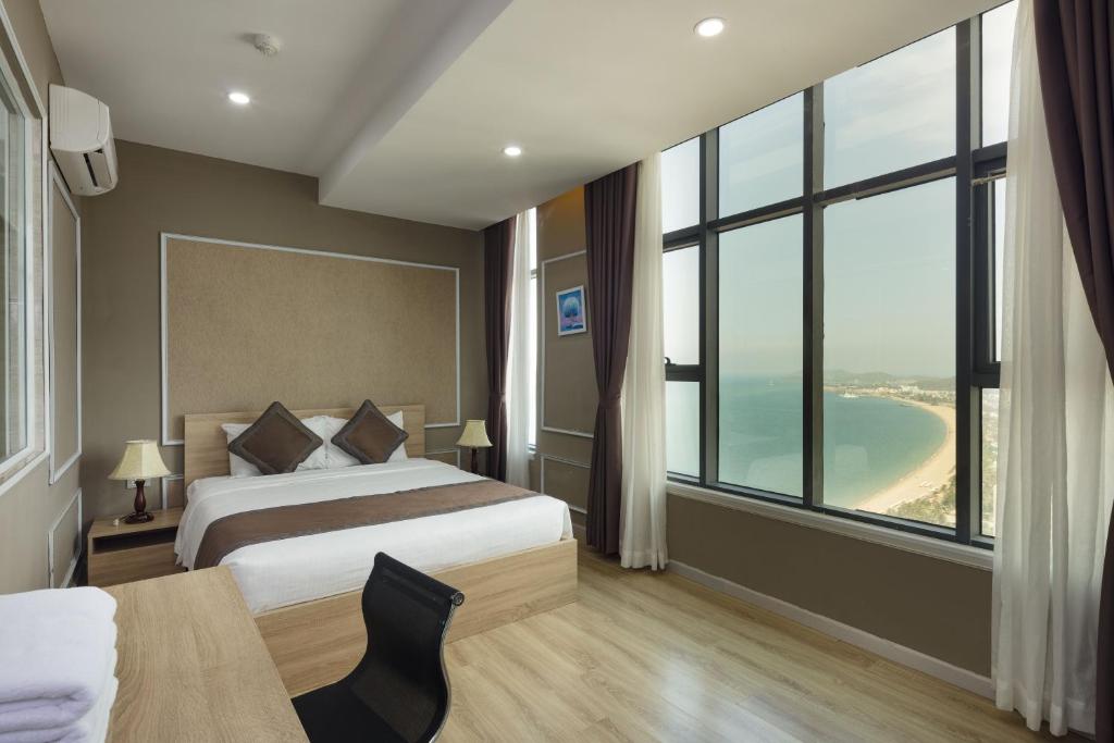 Апартаменты (Угловой суперлюкс с видом на море), Nha Trang Beach Apartments