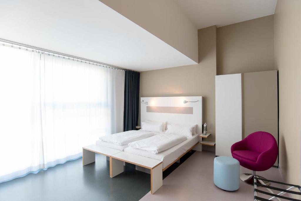 Двухместный (Двухместный номер с 1 кроватью - Подходит для гостей с ограниченными физическими возможностями) отеля Ku'Damm 101 Hotel, Берлин
