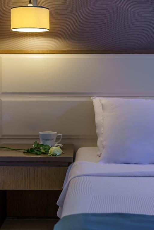 Двухместный (Улучшенный двухместный номер с 2 отдельными кроватями и видом на море) отеля Cosmopolitan Hotel & Spa, Паралия Катерини