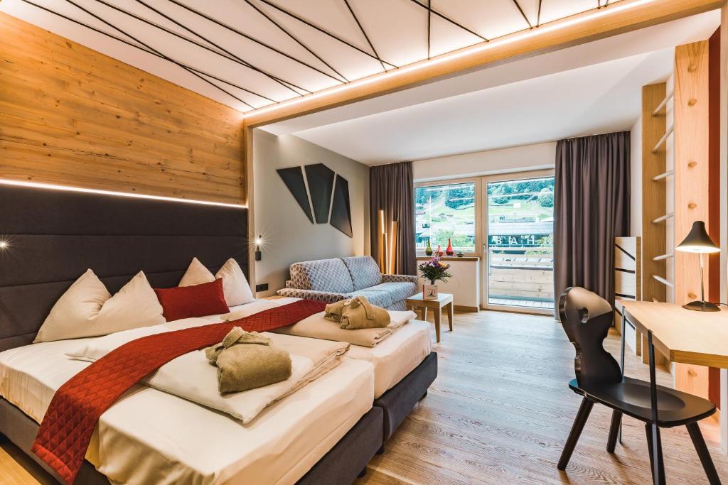 Двухместный (Улучшенный номер с кроватью размера «king-size») отеля Hotel Salzburger Hof Leogang, Леоганг