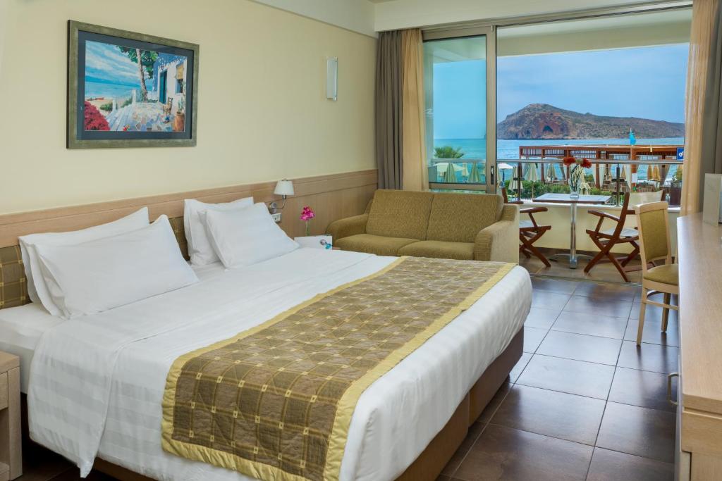 Двухместный (Двухместный номер с 1 кроватью с видом на море) отеля Thalassa Beach Resort & Spa (Только для взрослых), Агия-Марина-Неа-Кидон