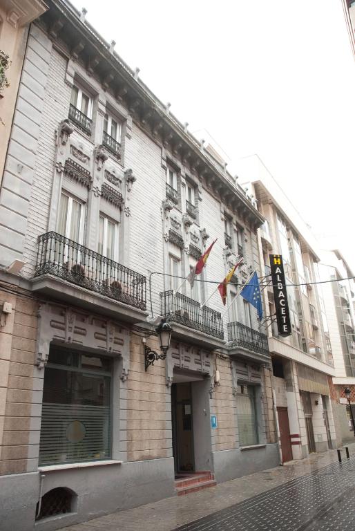 Отель Hotel Albacete, Эльче