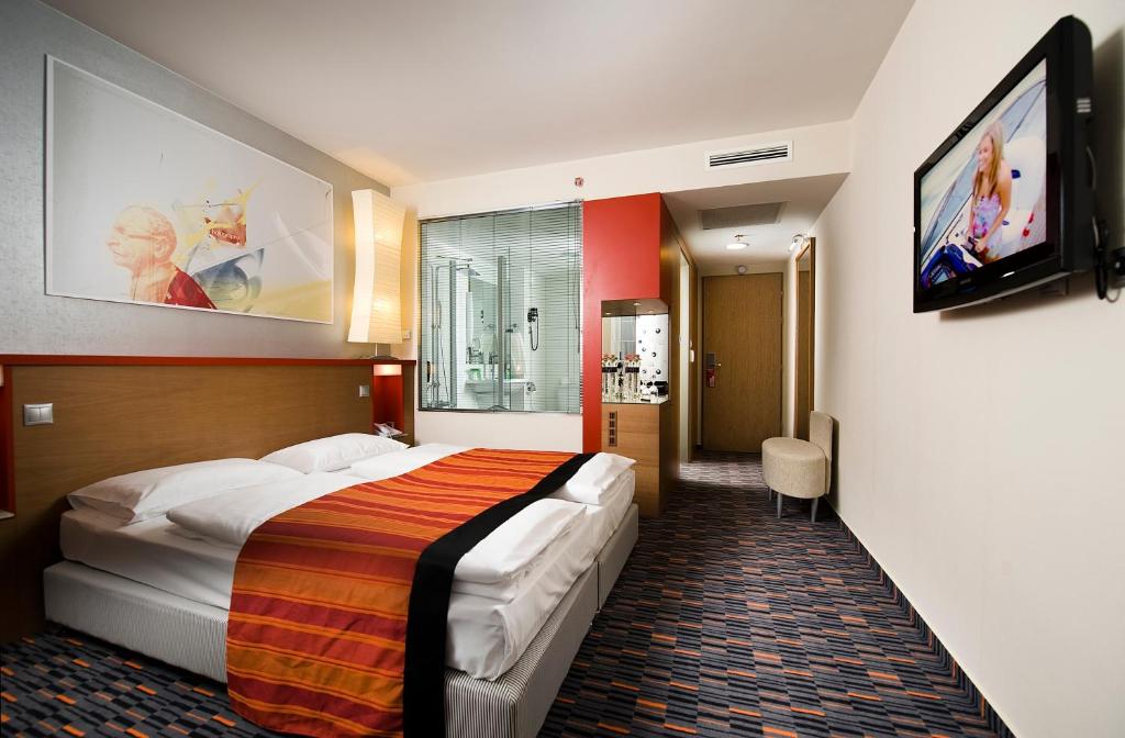 Двухместный (Улучшенный двухместный номер с 1 кроватью) отеля Royal Park Boutique Hotel, Будапешт