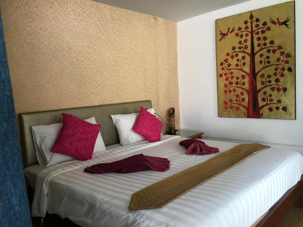 Номер (Стандартное бунгало с двуспальной кроватью) курортного отеля Paradise Resort Phi Phi, Пхи-Пхи