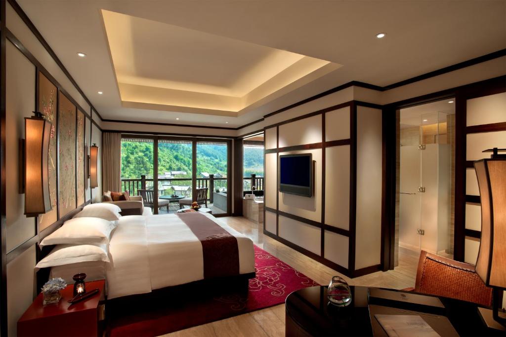 Двухместный (Номер с горячим источником - Кровать размера «king-size») курортного отеля Banyan Tree Chongqing Beibei, Чунцин