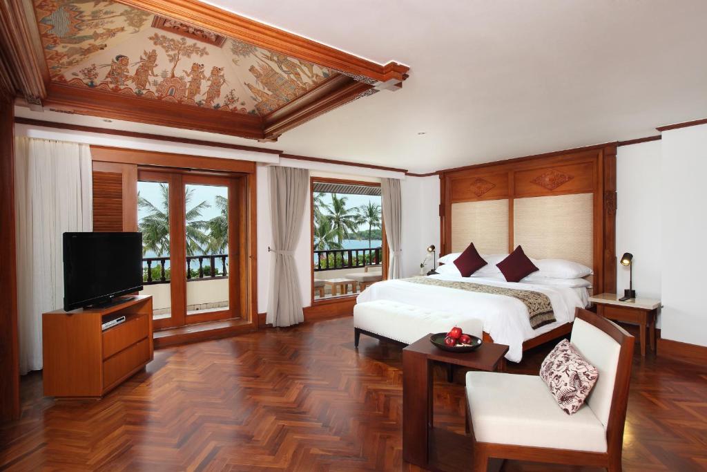 Сьюит (Люкс «Агунг» с 2 спальнями) курортного отеля Nusa Dua Beach Hotel & Spa, Bali, Нуса Дуа