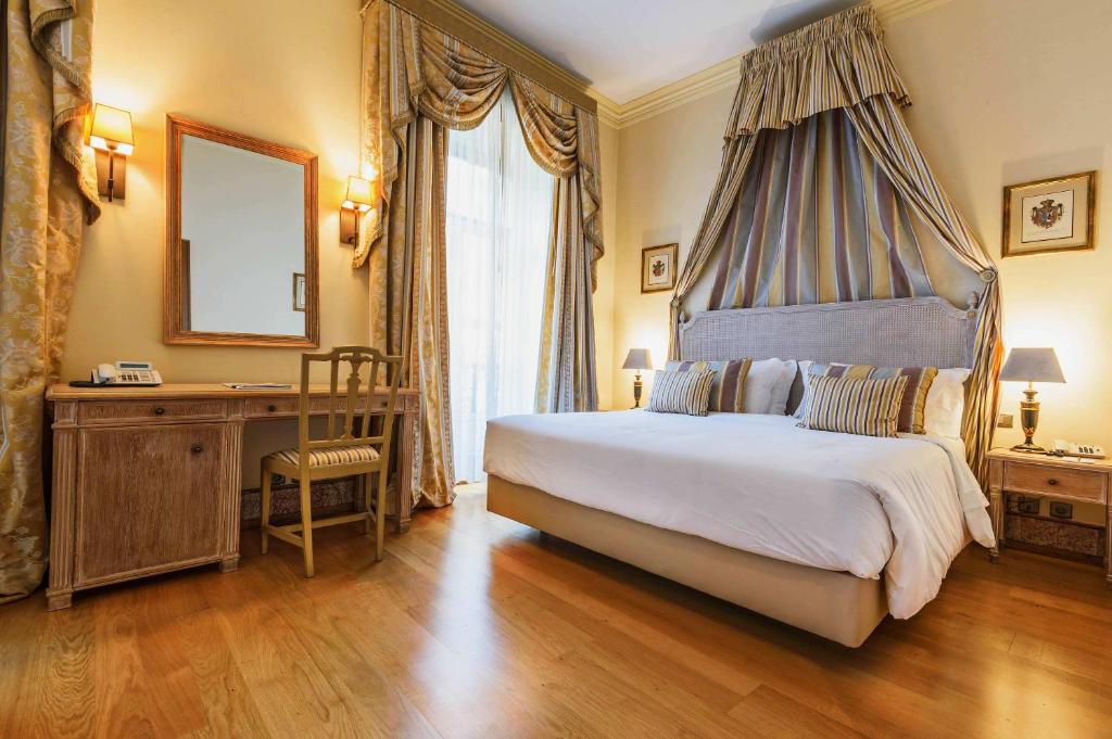 Двухместный (Роскошный двухместный номер с 1 кроватью) отеля Hotel Real Palacio, Лиссабон