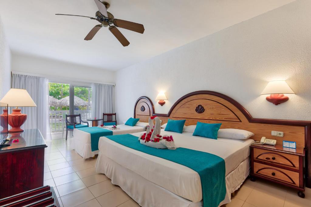 Семейный (Семейный номер (для 2 взрослых и 3 детей)) отеля Playabachata Resort, Сан-Фелипе-де-Пуэрто-Плата