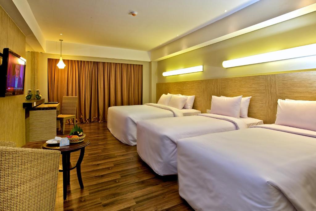 Семейный (Семейный номер) отеля Bintang Kuta Hotel, Кута