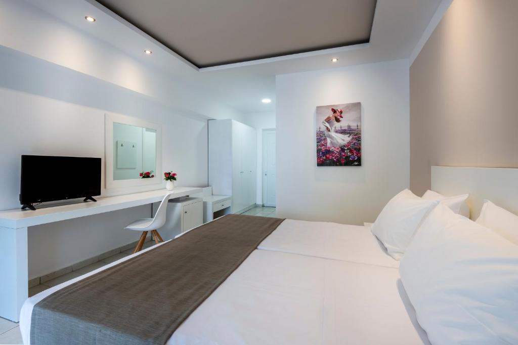 Двухместный (Улучшенный двухместный номер с 1 кроватью) курортного отеля Gaia Royal, Мастихарион