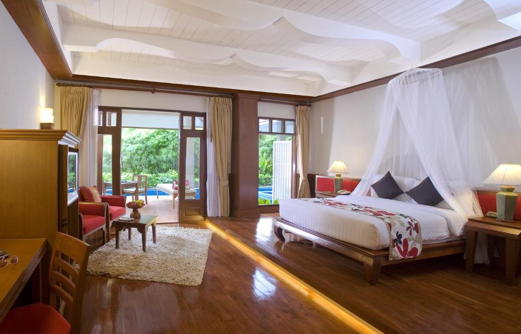Двухместный (Двухместный номер Делюкс с 1 кроватью или 2 отдельными кроватями, доступ к бассейну) курортного отеля Samui Buri Beach, Самуи
