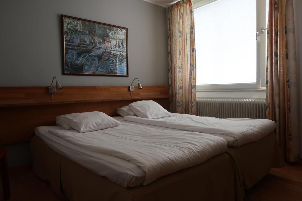 Двухместный (Бюджетный двухместный номер с 1 кроватью) отеля Hotel Aveny Bed & Breakfast, Евле