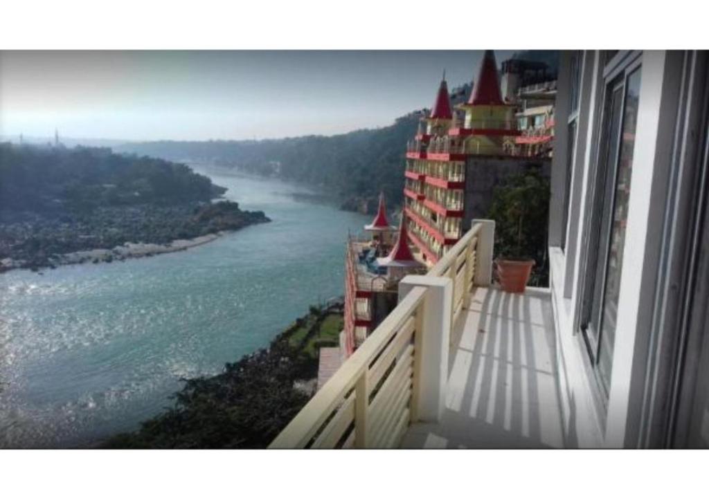 Двухместный (Бюджетный двухместный номер с 1 кроватью), Spectacular Gangotri view stay near Beatles cafe