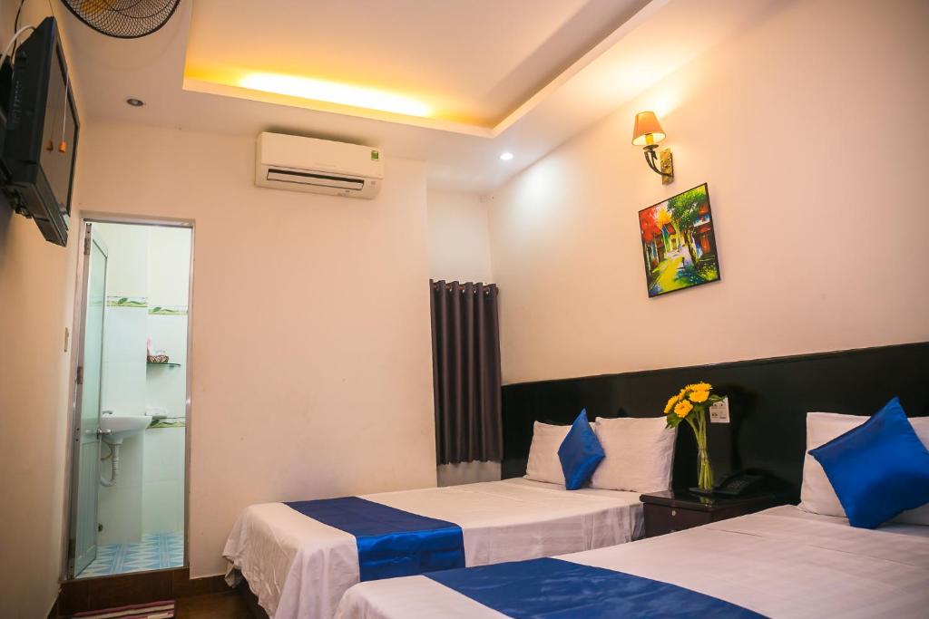 Двухместный (Стандартный двухместный номер с 2 отдельными кроватями) мотеля Blue Star Hotel, Нячанг