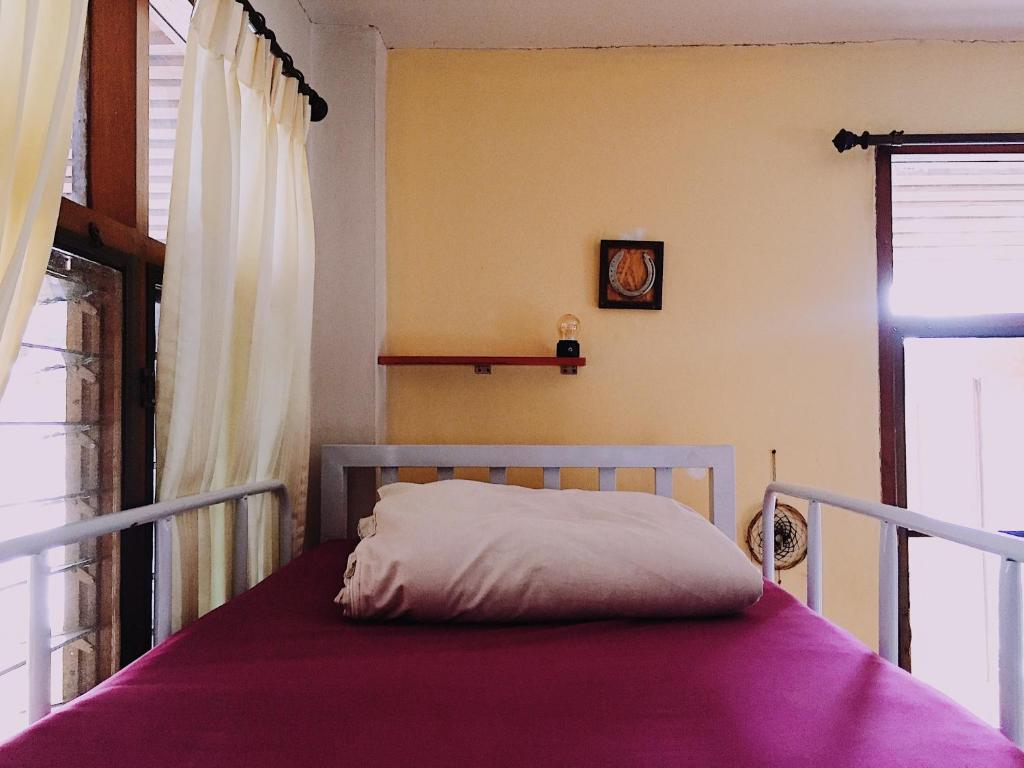 Номер (Кровать в общем номере для женщин с 4 кроватями) хостела Baan Mai Sak, Пай