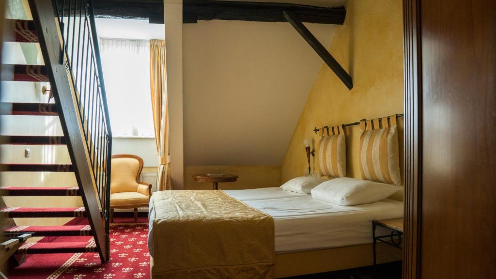 Двухместный (Просторный двухместный номер с 2 отдельными кроватями) отеля Hotel Botticelli, Маастрихт