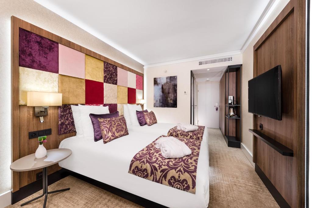 Двухместный (Двухместный номер Privilege с 2 отдельными кроватями), Mercure Budapest Korona