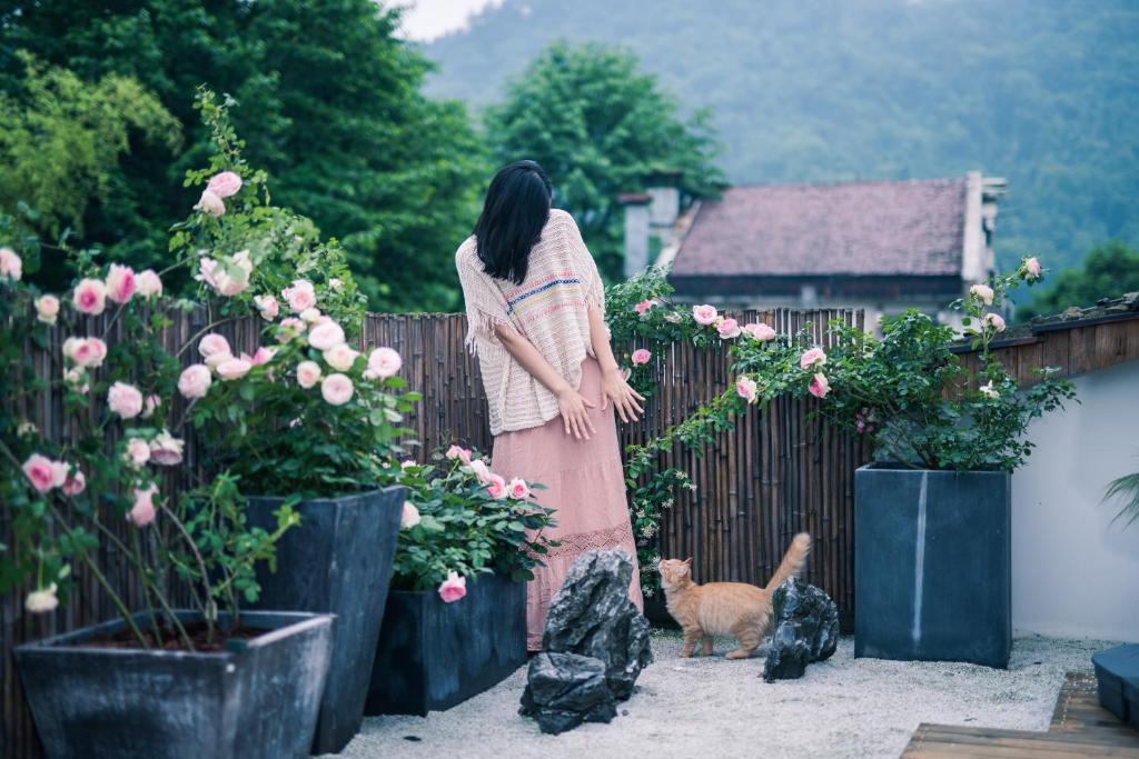 Двухместный (Двухместный номер Делюкс с 1 кроватью и ванной), Hangzhou Yushu Hostel