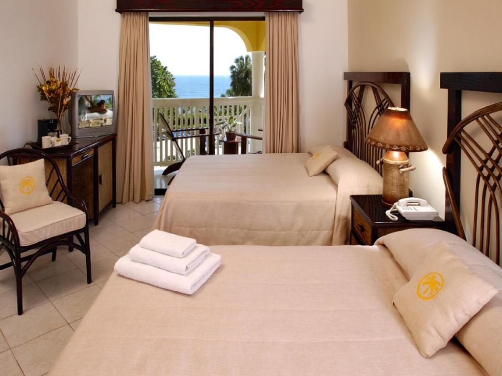 Двухместный (Номер с кроватью размера «queen-size», вид на море) курортного отеля Lifestyle Tropical Beach Resort & Spa, Сан-Фелипе-де-Пуэрто-Плата