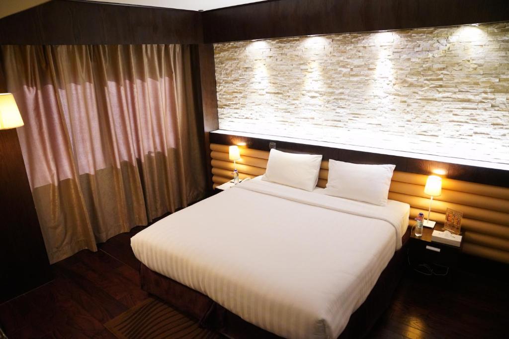 Двухместный (Представительский двухместный номер с 1 кроватью) отеля Mark Inn Hotel Deira, Дубай