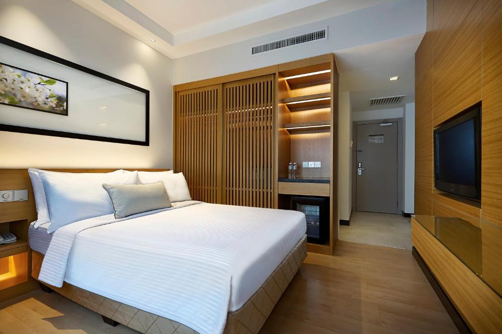 Двухместный (Улучшенный номер ANSA с кроватью размера «queen-size») отеля ANSA Hotel Kuala Lumpur, Куала-Лумпур