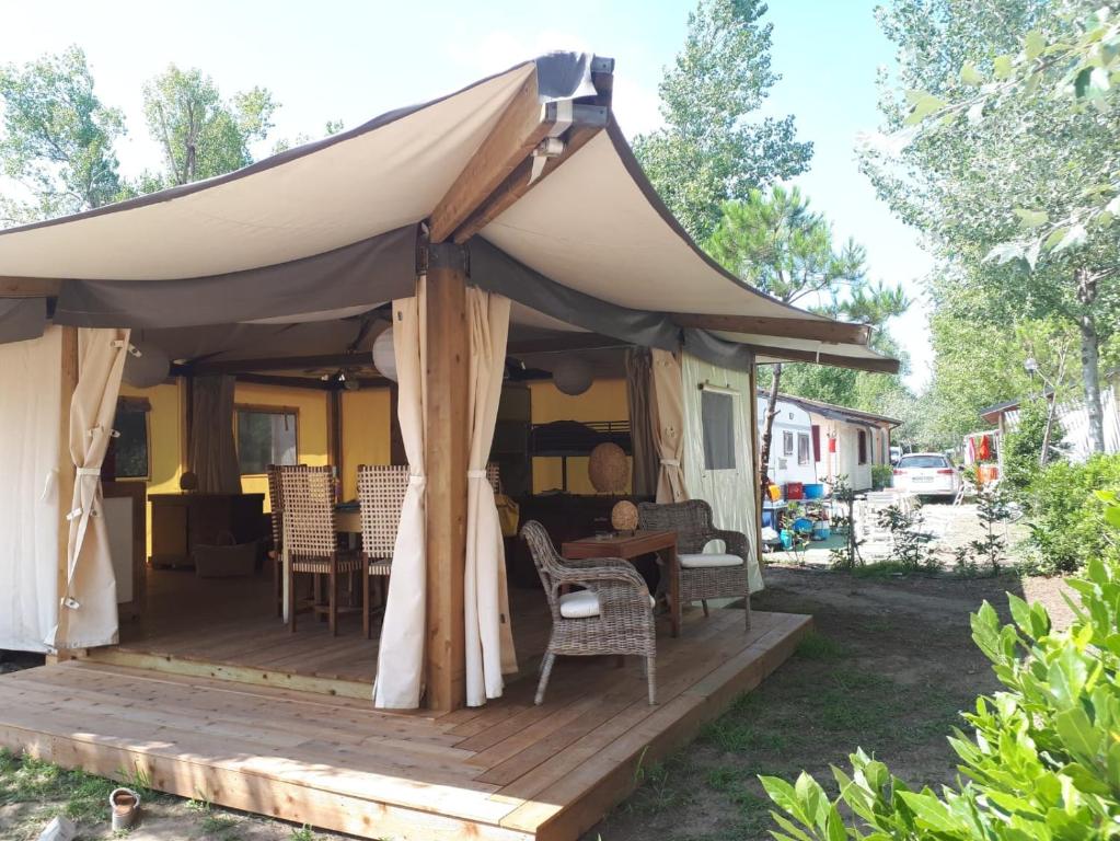 Номер (Шатер), Camping Paradiso