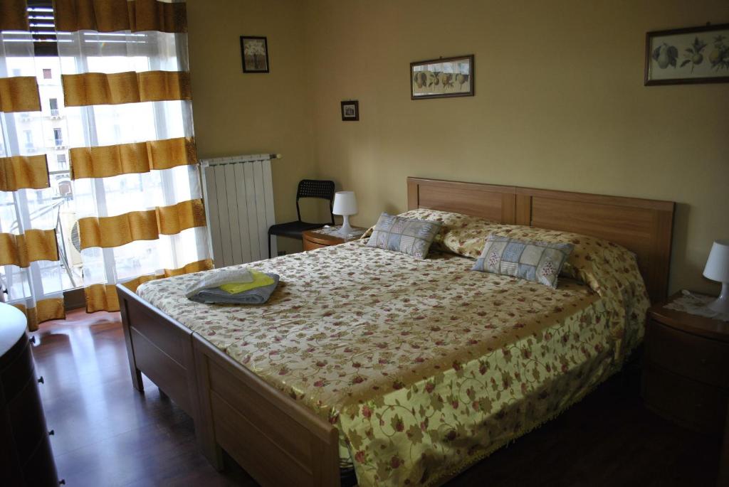 Двухместный (Двухместный номер с 1 кроватью или 2 отдельными кроватями, общая ванная комната) отеля Movida Inn B&B, Катания