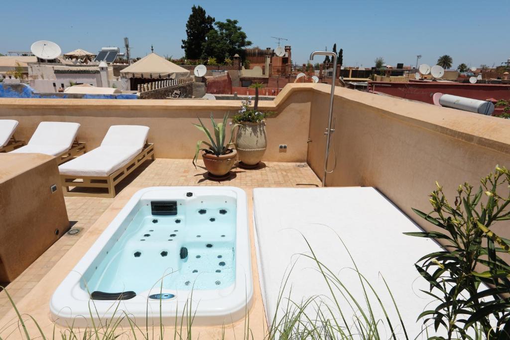 Семейный (Arte Suite Terrace&Jacuzzi), Riad 72